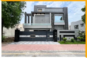 4 Sher Shah Commercial Bahria Town Lahore
