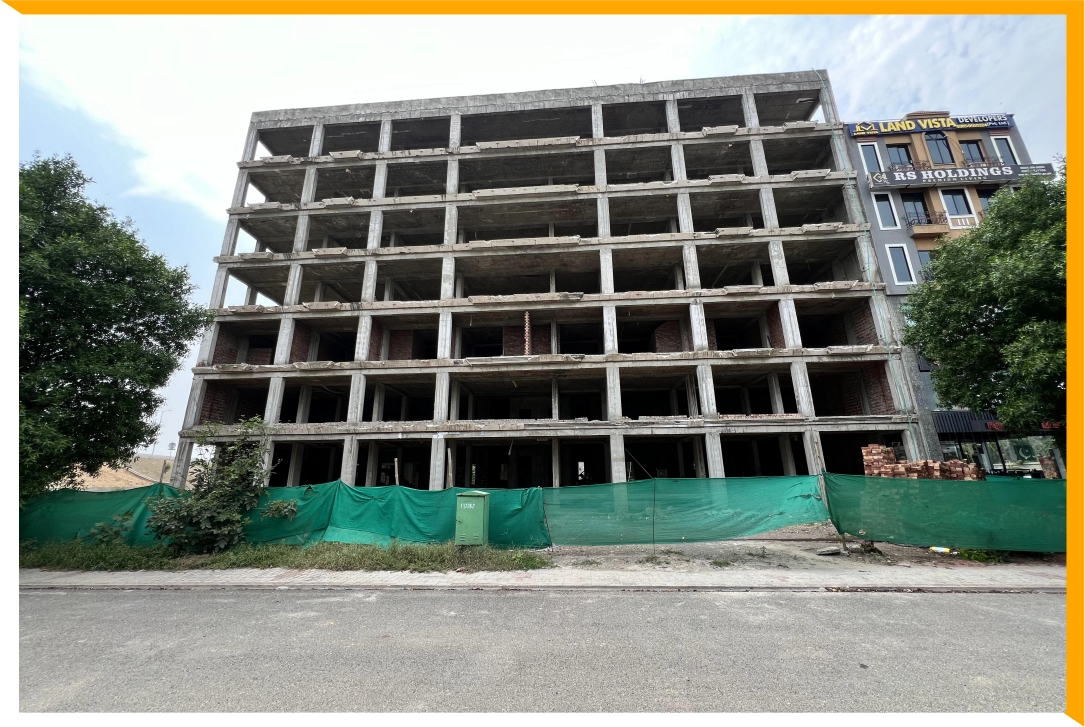 84,85,86,87 Iqbal Block Commercial Bahria Town Lahore